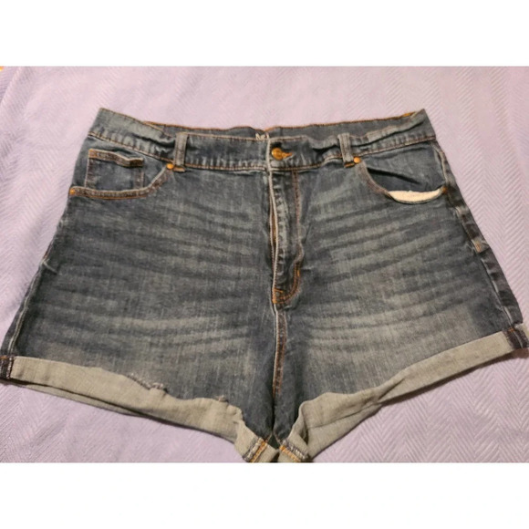 No Boundaries Cuffed Shorts Women's Size 19 Denim Cotton High Rise (VA1) - Picture 1 of 5